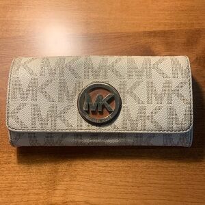 Rare Michael Kors Wallet